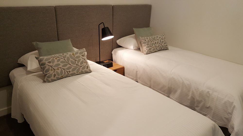 Caroline Serviced Apartments Сандрингем Экстерьер фото
